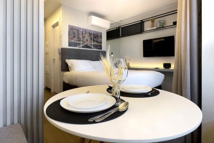 Apê moderno, Condomínio Completo, Check-in 24h