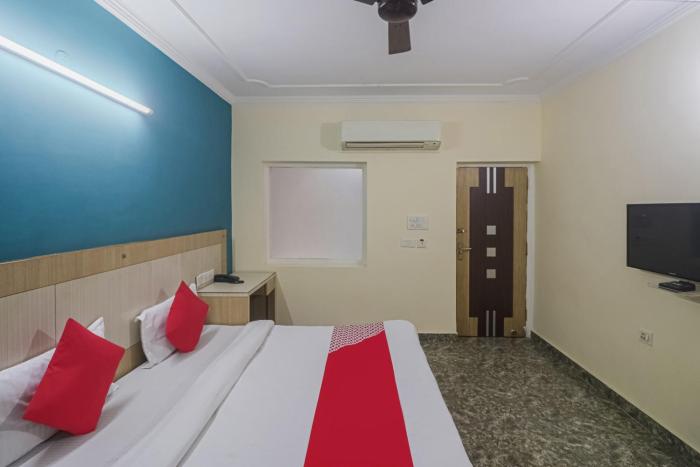 Capital O Crown Inn Near Appu Ghar