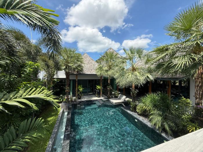 Luxury Pool Villa Near Laguna - Gym, Jacuzzi & Cinema