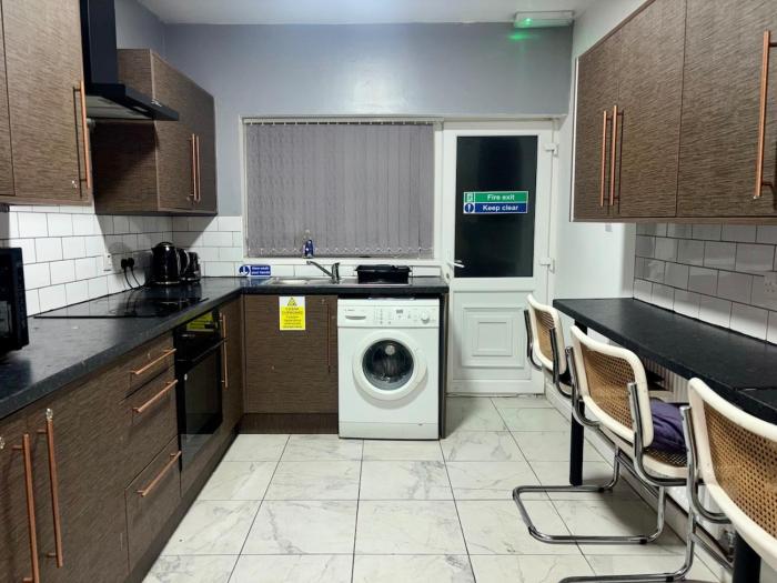 Family Room on Green road