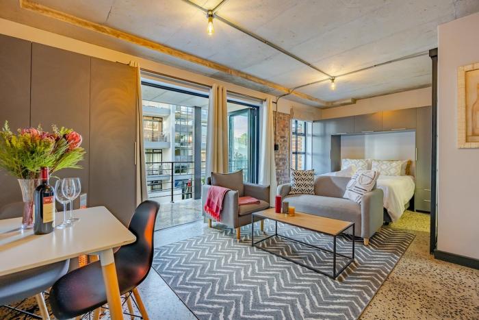 Manhattan Style Garden Studio, Blouberg