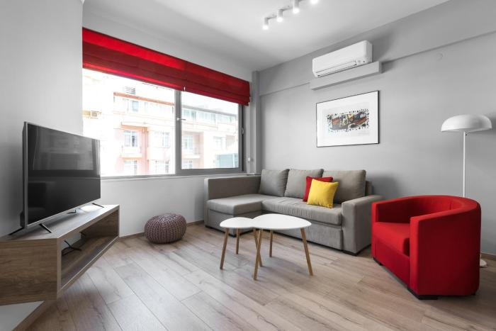 Zephyra Apartments, Nilie Hospitality MGMT