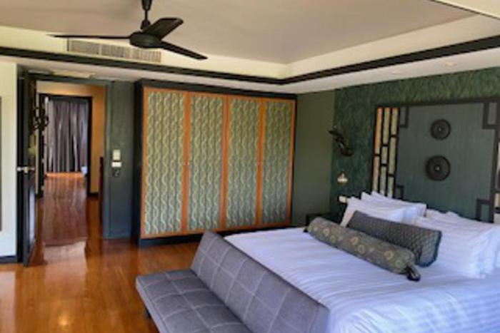 2Bed Villa - Sleeps 4 - Poolside Wifi Near Beach