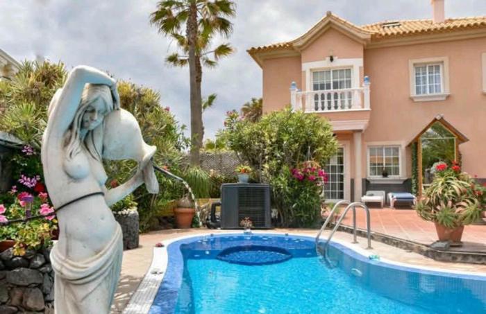 Encanto costero en El Médano - Tu refugio junto al mar