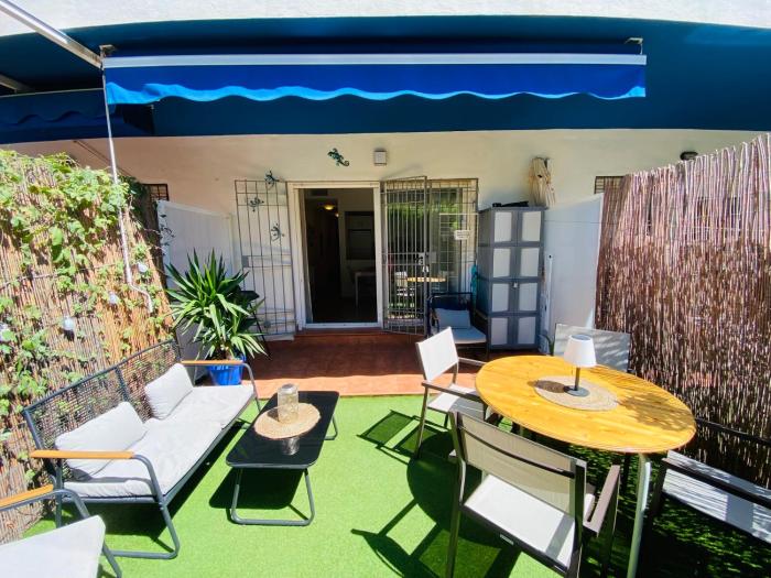 Apartment Casa Lila 100m from the beach