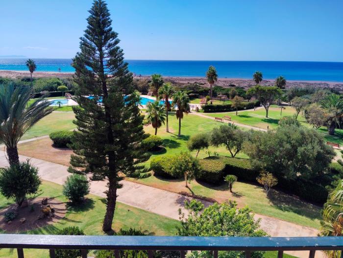 Sisos Place, Ático primera línea de playa