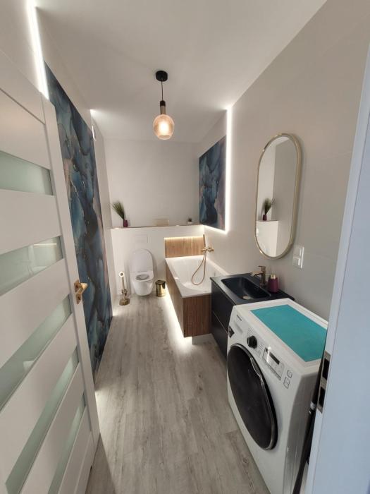 Apartament Cień Wiatru z Widokiem na Jezioro i Netflixem