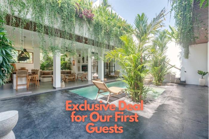 Tropical 3BR Villa with Pool and Rooftop Near Pererenan