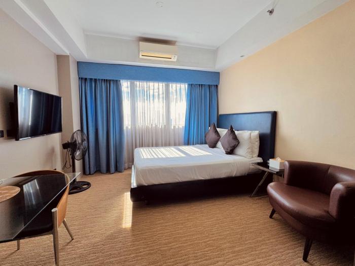 Studio Unit - Black Cat Studio - Santorini Hotel - Sta Lucia Mall Cainta Rizal