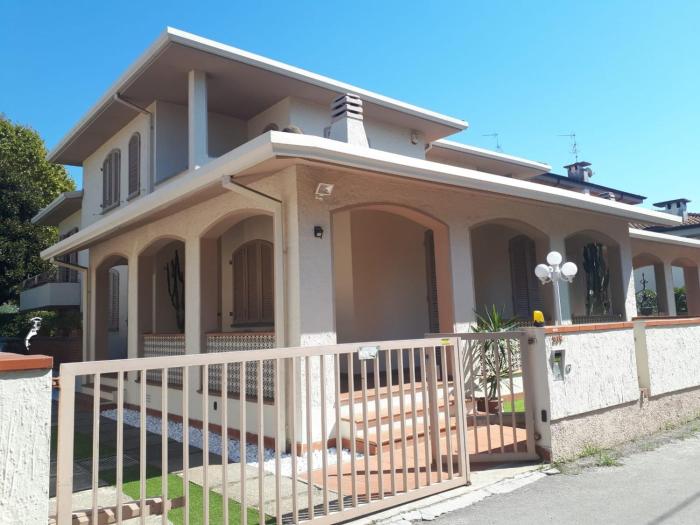 Villa Anna Luxury - con piscina e stazione privata di ricarica auto elettrica