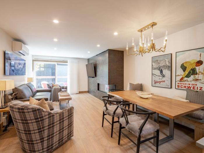 Le Petite Alps l 2BR Condo with Private Patio