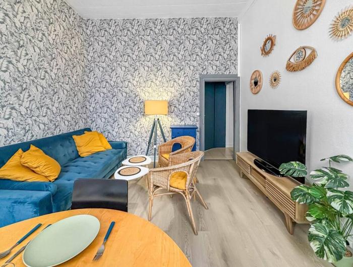 Superbe appartement avec hauteur sous plafond à Poissy en plein centre Ville Ideal professionnels couples et famille