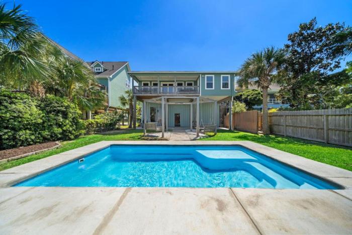 Bayfront Home with Private Pool, Pier, and Firepit
