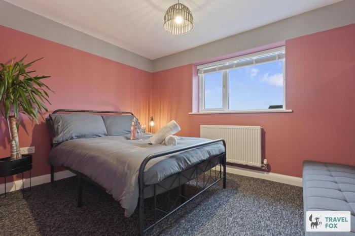 Ruths House With Parking