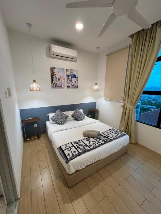 ITCC Manhattan Suites by Cozyqa Stay
