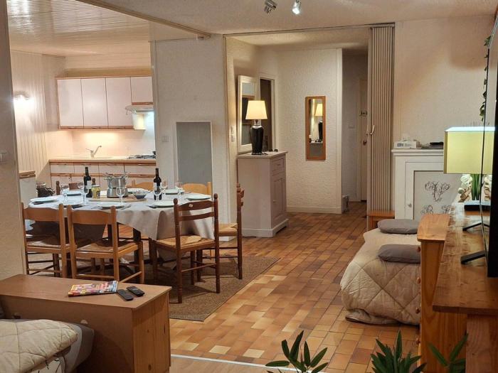 Chamrousse : Appartement pour 8 pers, 3 pièces, balcon - FR-1-549-162