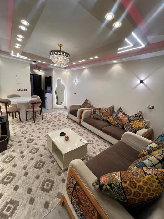 Bright & Modern Apartment in B6