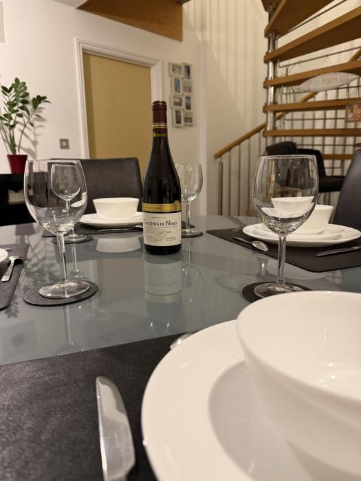 Modern and spacious 3 bed duplex apartment