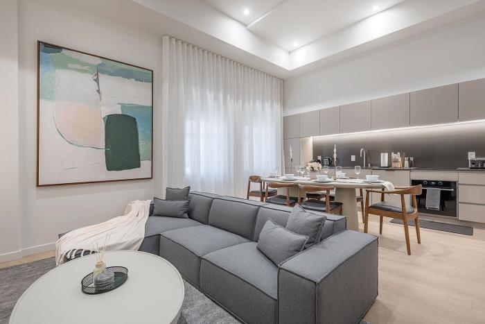 Luxury 4BR 3BA Penthouse with Private Terrace