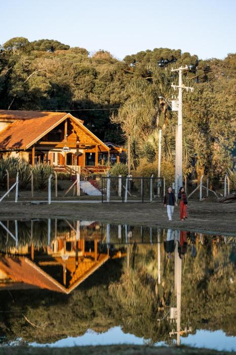 Chácara Beija Flor com Casa de Campo charmosa pertinho de Curitiba