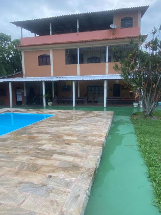 Venham viver dias incríveis nesta Chácara linda!