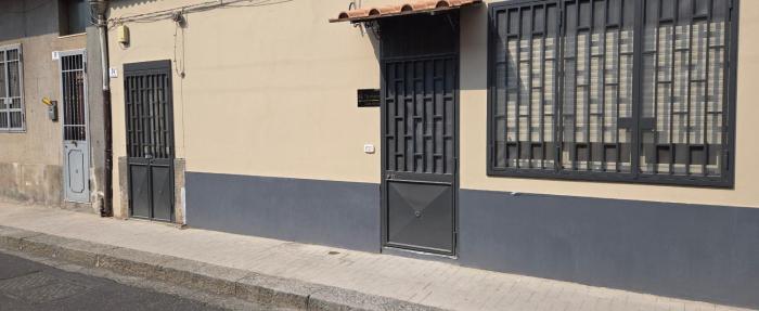 Short Location Paratore Casa Melina