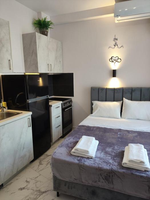 Valaoritou Luxury Jacuzzi by Dimcol 1