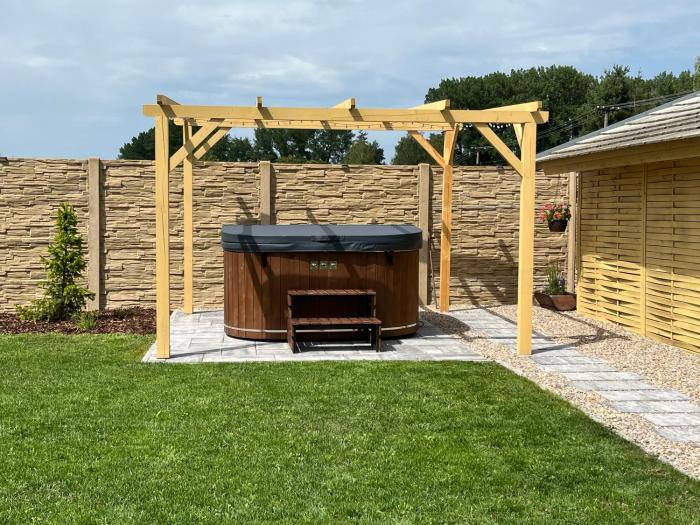 Chalupa na vesnici - Blansko