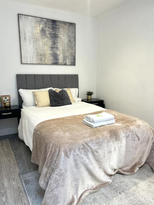 Peaceful Hideaway Flat Near Heathrow & Twickenham