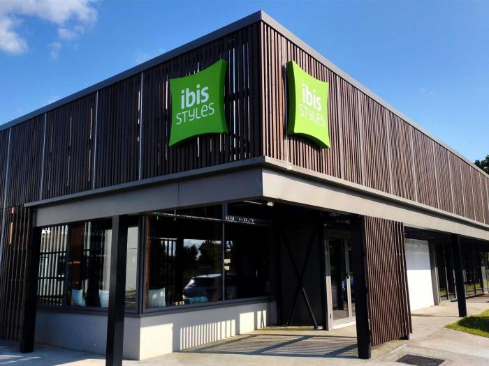 IBIS STYLES Rouen Parc Expos Zenith