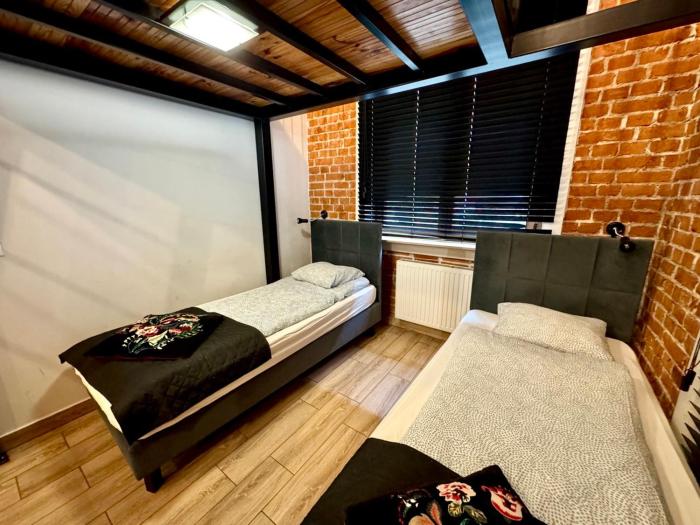Apartament Paryski 3- przytulne studio dla 2-4 osób w CENTRUM