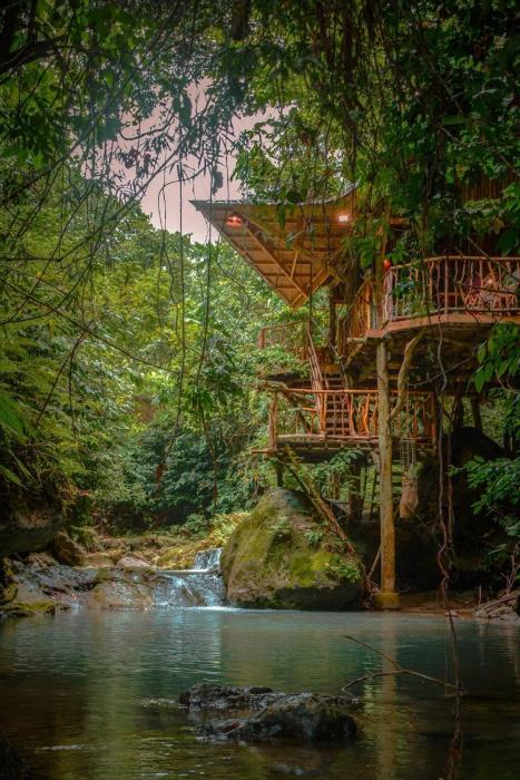 Treehouse de Valentine