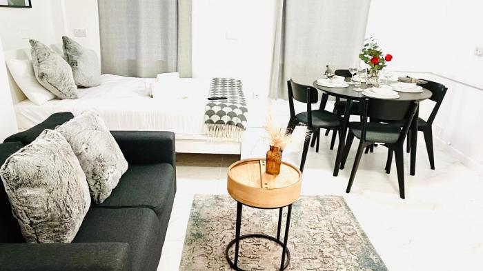 One Bedroom Flat D in Kentish Town