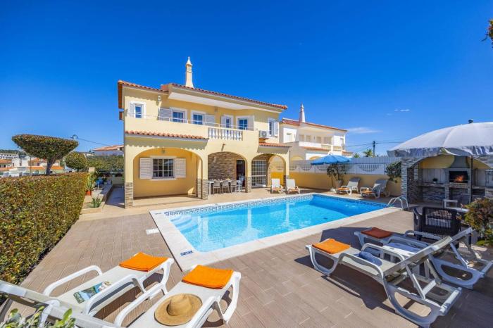 Villa Graca by Villa Plus