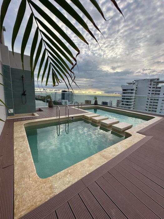 Sunset 47 - Vista al mar cerca del Centro Histórico