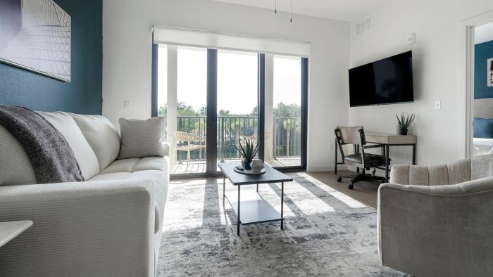 Landing Stylish 1BD Pool Gym