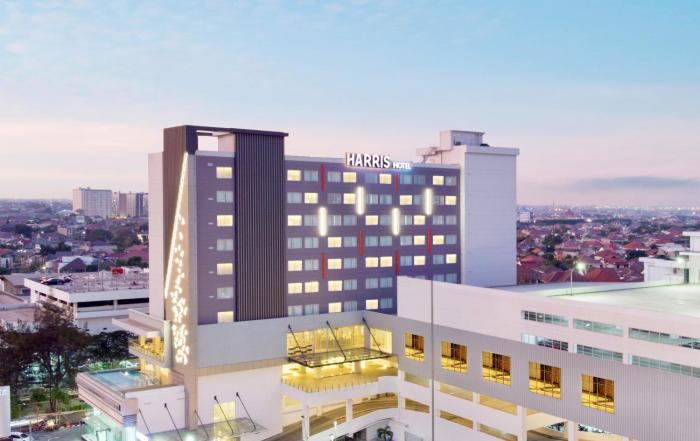 HARRIS Hotel & Conventions Bundaran Satelit Surabaya