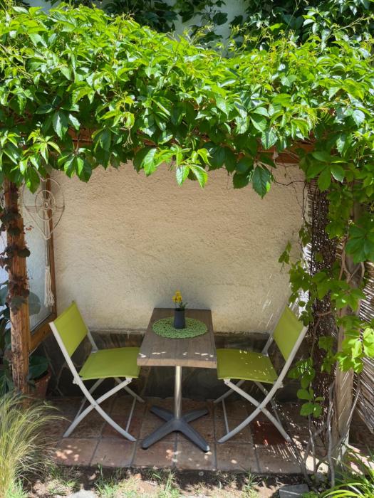 Sitges Garden Suite