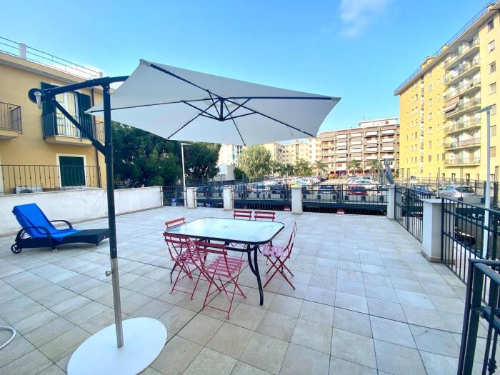 B207 Spazioso appartamento centrale