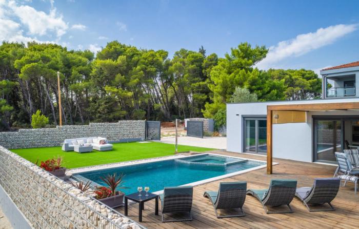 Villa Leana by Villas Guide