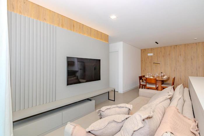 Praia Brava - Central entre Itajaí e BC - 2 Qts e Ar