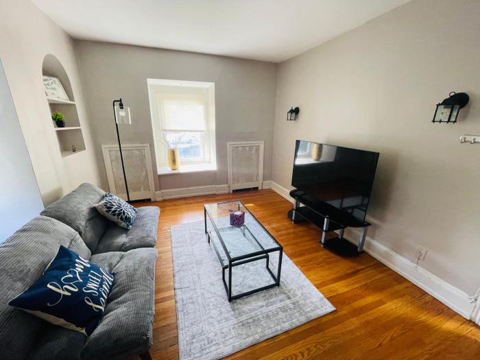 Comfort & Charm Your Home Away from Home