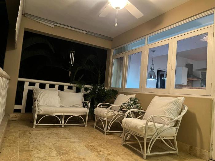 Antiguo Dominican Bay