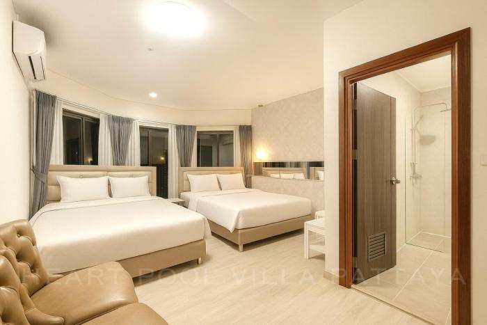 Heart Pool Villa Pattaya