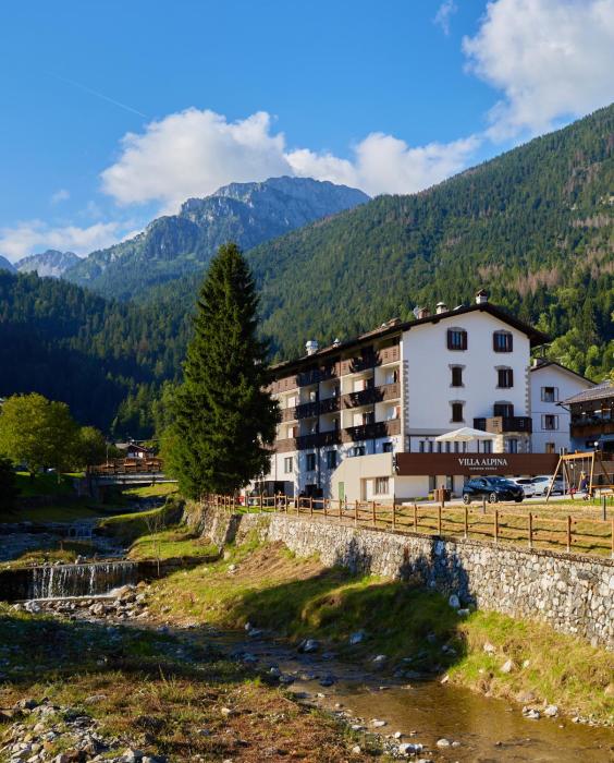 Villa Alpina Hotel