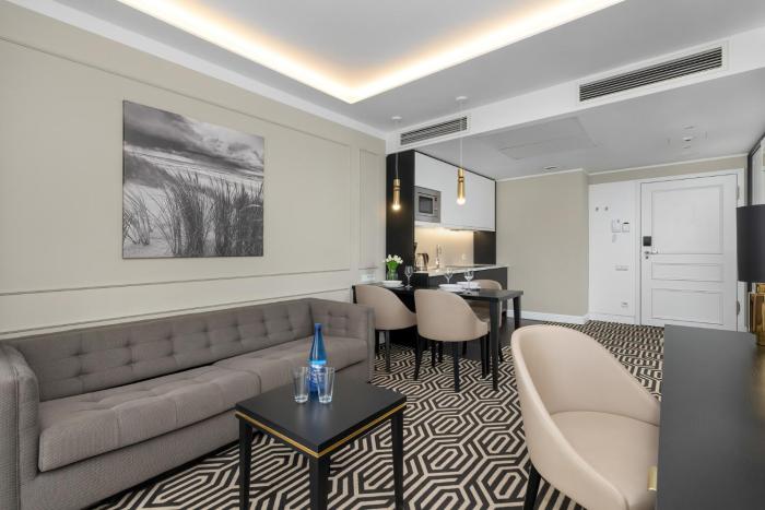 Baltic Park Fort by Solarento