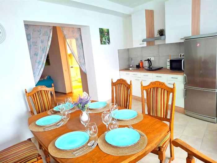 2 Rooms Family Apartment Tauchen