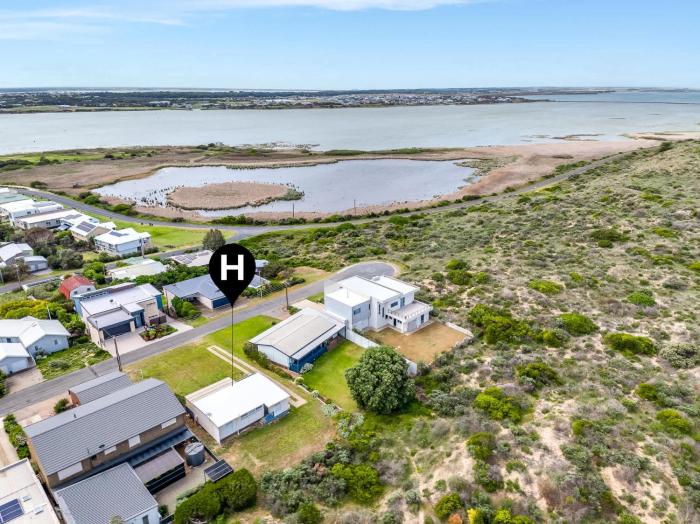 5 Sir George Ritchie Ave Goolwa South - Linen Included