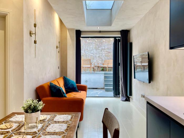 Pillow Menu! 1 Bed Garden Flat Finsbury Park