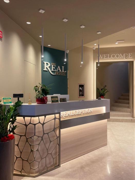 Hotel Real